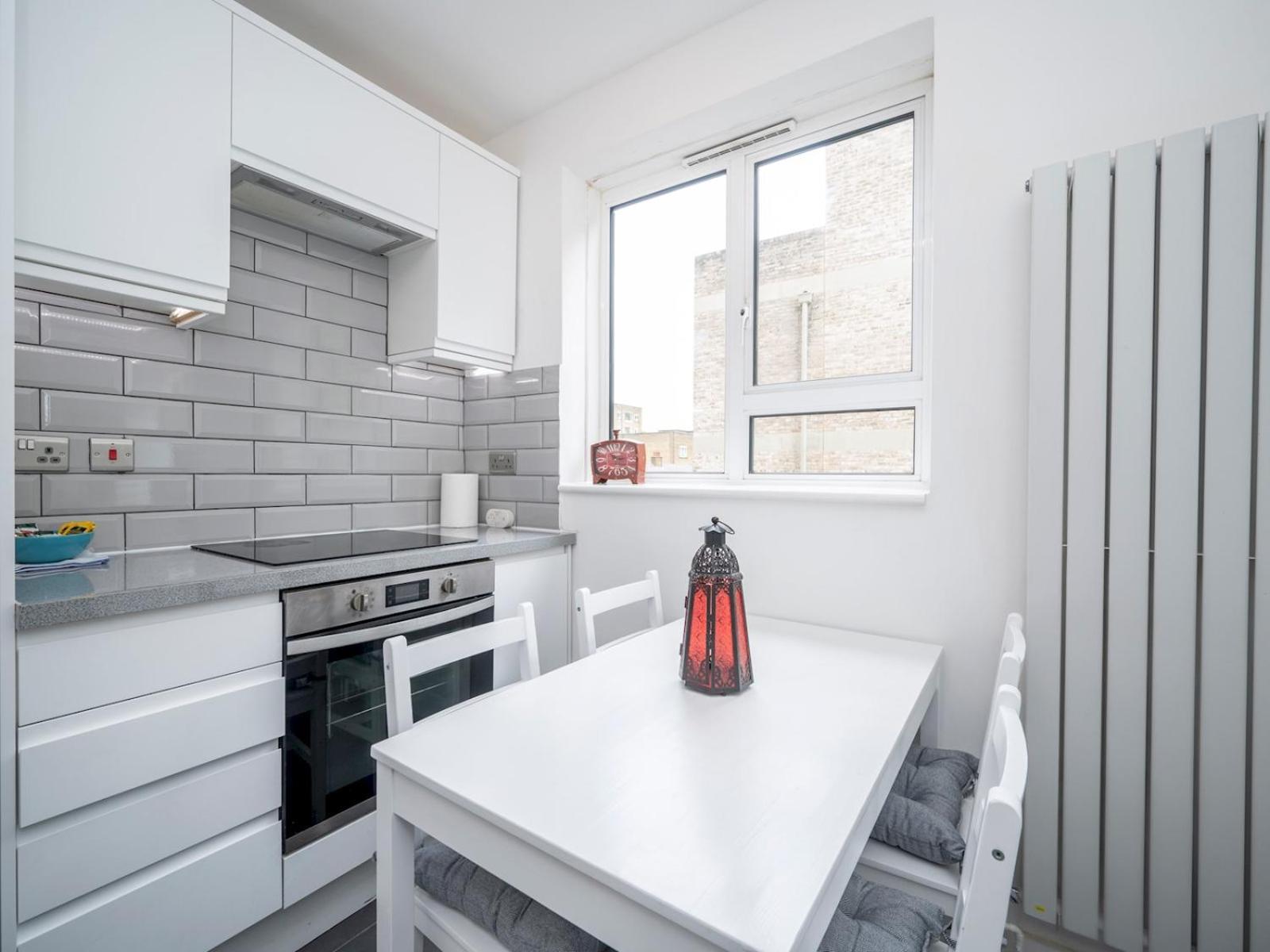 Pass The Keys 3br Gem Near Soho Euston Balcony Charm Appartement *